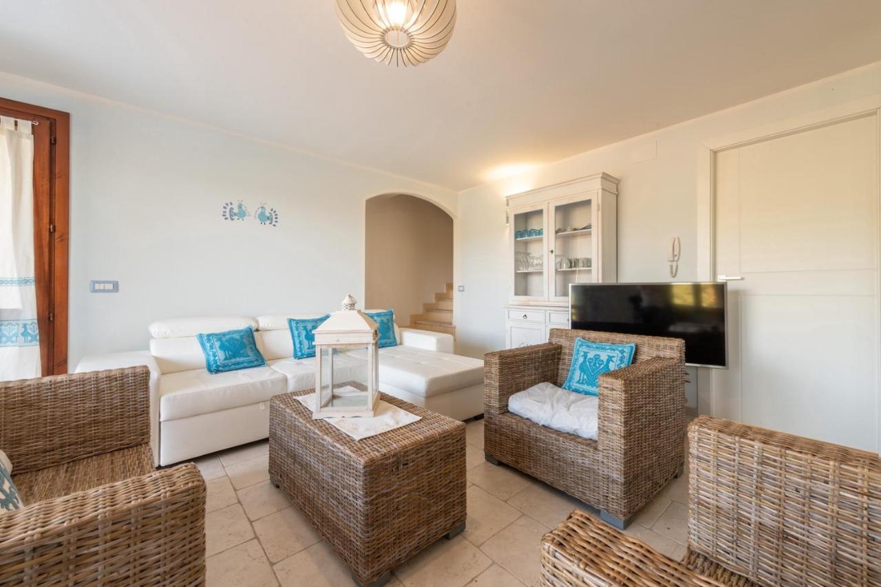 Villa Acquamarina Semi Detached Villa With Private Pool And Wifi Torre delle Stelle Buitenkant foto